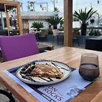Faliro Hotel *